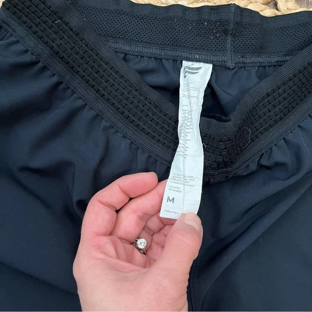Fabletics questions leave